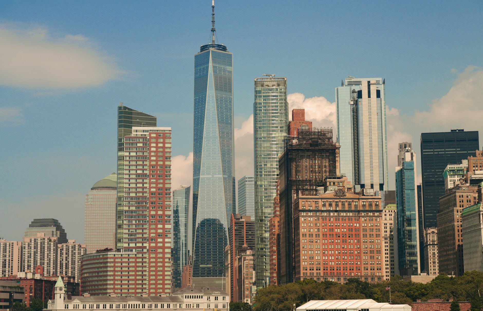 A Manhattan skyline view, representative of the setting where DM Tennis Academy coaches