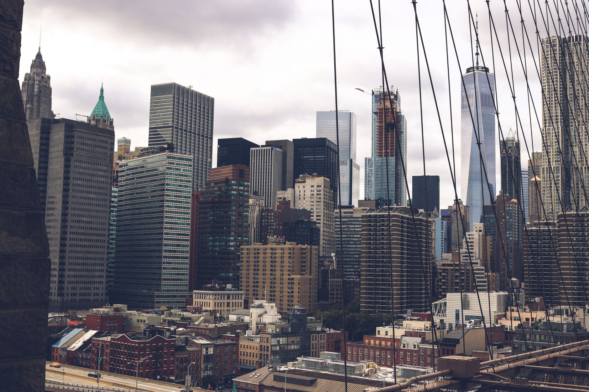 A Manhattan skyline view, representative of the setting where SG Next Level Tennis coaches