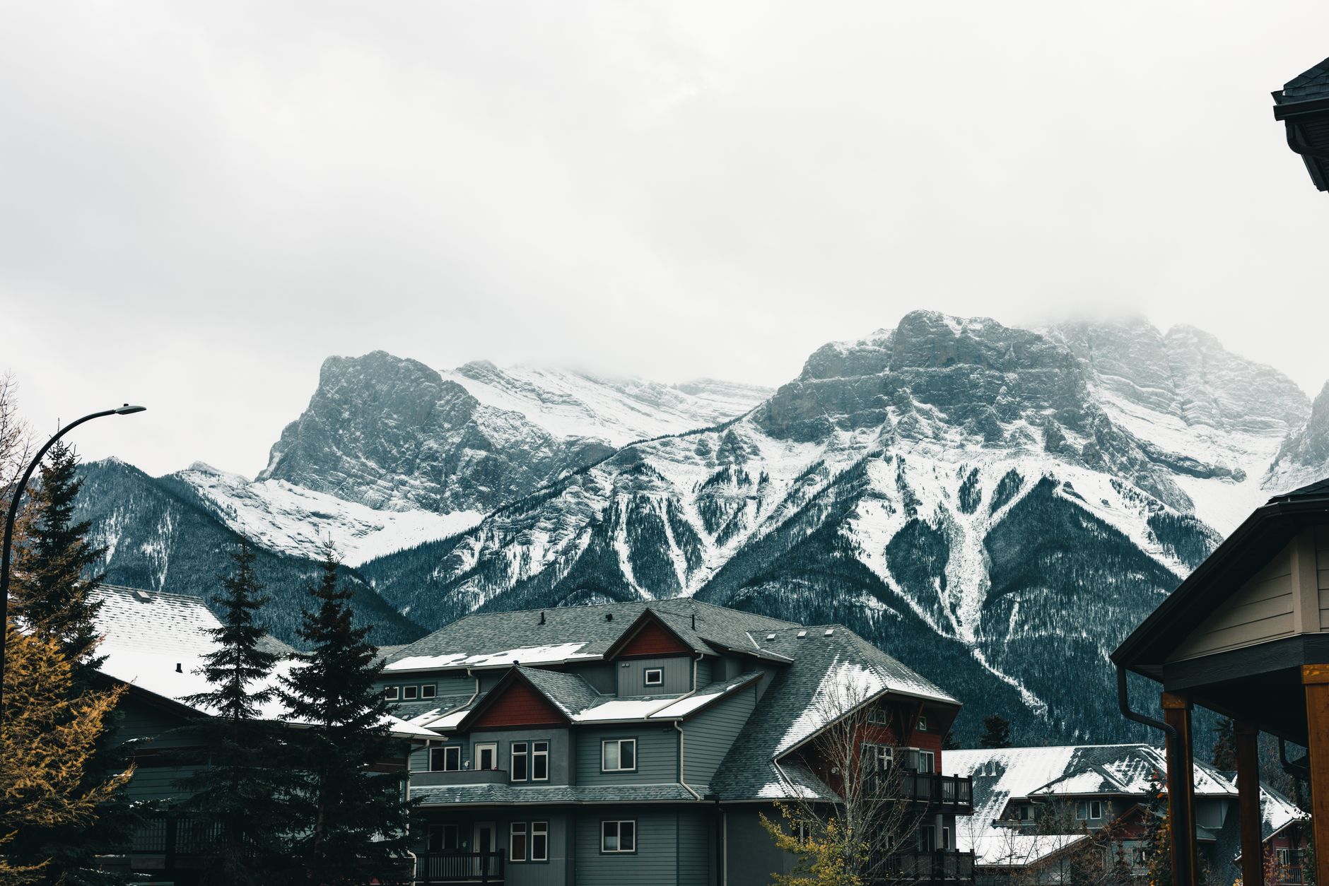 The 9 Most Scenic Tennis Courts in Calgary & the Rockies