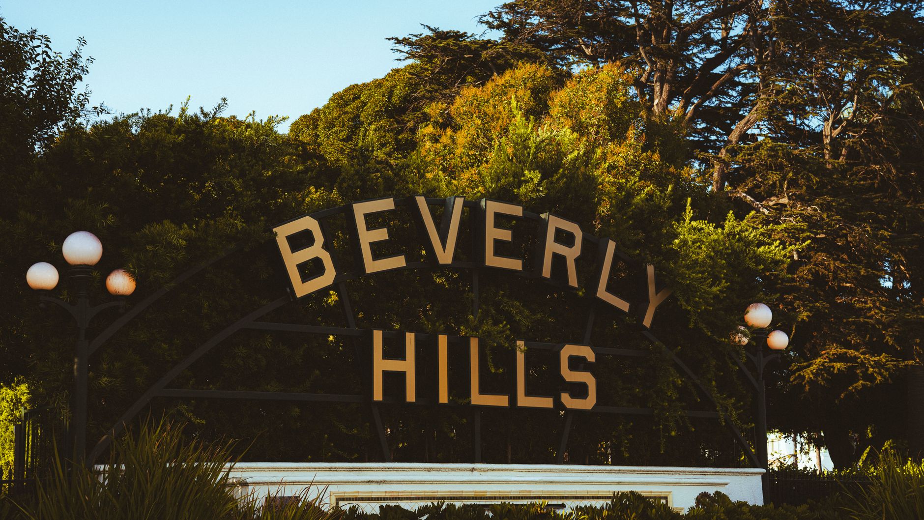 A Beverly Hills streetscape near the LOVE LOVE Tennis boutique
